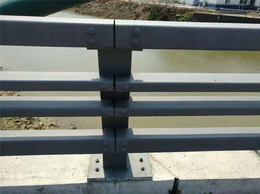不锈钢复合管护栏保洁-南京不锈钢复合管护栏-****不锈钢