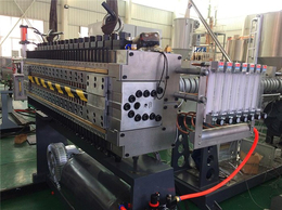 同三塑料机械(图)-PP中空板生产线-锦州中空板生产线
