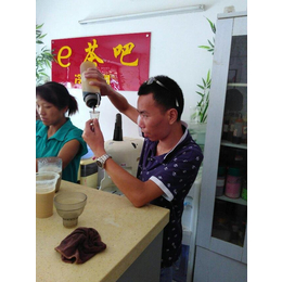 广西钦州奶茶培训_钦州哪里可以学做奶茶_钦州开奶茶店多少钱