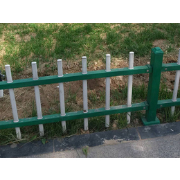 批量草坪锌钢护栏生产,温州批量草坪锌钢护栏,豪日丝网(查看)