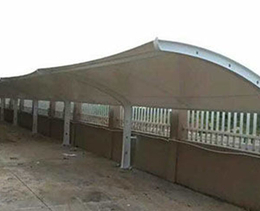 合肥轻钢结构雨棚-合肥恒硕钢结构厂家-轻钢结构雨棚的价格