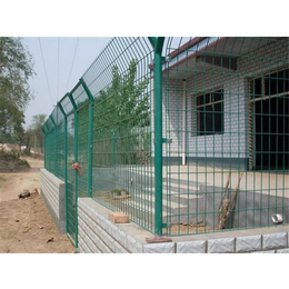 川迅丝网(图)|高铁防护护栏|护栏