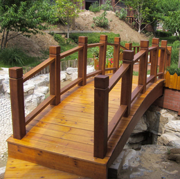 防腐木拱桥户外庭院花园小木桥 碳化木桥园林景观大桥装饰桥