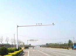 保定利祥生产定制各种灯杆灯杆造型 F杆 信号杆 监控杆