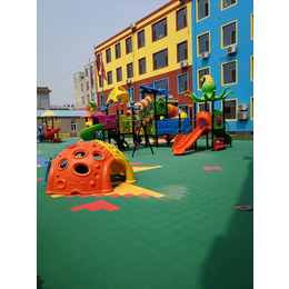 幼儿园PVC地板悬浮地板人造草坪地板