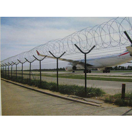 机场护栏网厂家、济宁机场护栏网、河北宝潭护栏