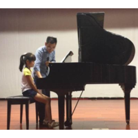 孩子从小接触钢琴培训有什么好处？