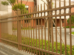 宿州庭院锌钢护栏-豪日丝网-庭院锌钢护栏批发