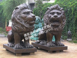 铜雕狮子生产-进忠雕塑-莱芜铜雕狮子