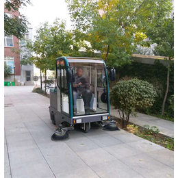 北京扫地车-潍坊天洁机械-电动环卫扫地车