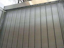 餐厅隔断金属网帘-外墙冲孔板装饰网(在线咨询)-装饰网