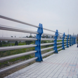 湖北公路防撞护栏- 中科泰兴桥梁护栏