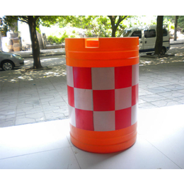 防撞桶,济南和畅质量可靠,公路防撞桶价格