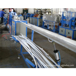 PVC排水管设备-青岛海天塑料机械-黑河排水管设备