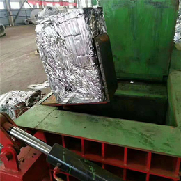 超越机械生产厂家(图)-易拉罐金属打包机多少钱-金属打包机