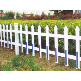 豪日丝网(图)|塑钢草坪护栏厂家|塑钢草坪护栏