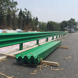陕西商洛乡村公路护栏公路绿色护栏板AB级波形护栏板