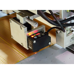 全自动丝网印刷机-卷对卷丝印机-全自动薄膜开关丝印机-价格