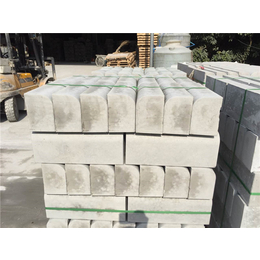 混凝土路缘石| 广州市安基水泥制品|预制混凝土路缘石