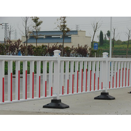 哈密道路护栏-波形道路护栏-兴国道路护栏生产