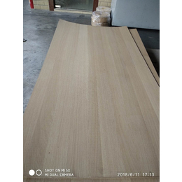 台湾南雄科定白橡锯齿纹木饰面板 工艺展架木质材料