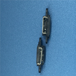 MICRO AB型防水带双耳螺丝定位孔5PIN 方口防水母座