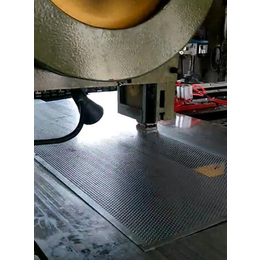剪板机全自动流水线生产厂家|潍坊宏凯机械公司
