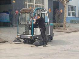 潍坊天洁机械(多图)-驾驶式扫地机厂家-扫地机