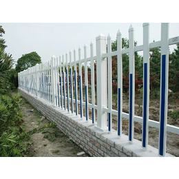 自贡pvc护栏|兴国pvc护栏定做|pvc围栏规格
