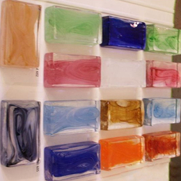 彩色实心玻璃砖  幕墙隔断实心水晶玻璃砖