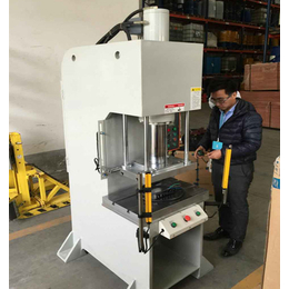 上海台式液压机 适用于零部件的压装 零件的校正和铆接缩略图