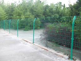 临汾地区供应光伏围栏 发电厂护栏网 双边丝护栏网