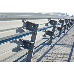 建筑道路防护系统--护栏CE认证