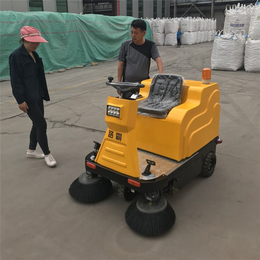 天洁机械(在线咨询)-青岛扫地车-小型喷水扫地车