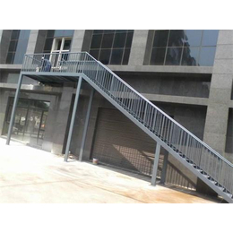 室外钢结构楼梯-凹凸钢结构(在线咨询)-钢结构楼梯