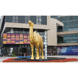西宁不锈钢镂空骆驼动物雕塑 大型景观 创意造型动物*厂家