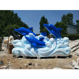 喷水海豚雕塑价格-艺铭雕塑(在线咨询)-河南海豚雕塑