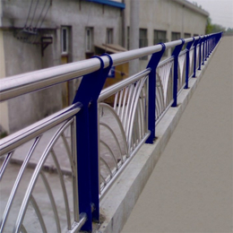 龙哲护栏加工(多图)-北京桥梁防撞栏杆