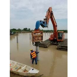 水路两用挖掘机出租租赁全国各地承接水利工程