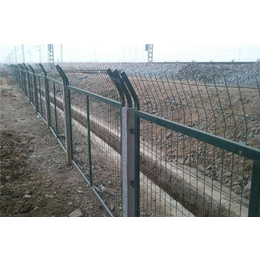焊接网片防护栅栏-宏鸿丝网-焊接网片防护栅栏厂家