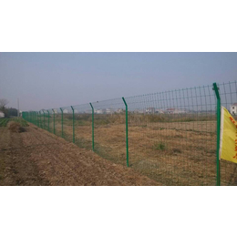 武汉双边丝防护栏厂家现货双边丝护栏网大量批发 铁丝护栏