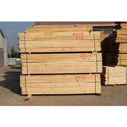 扬州辐射松方木-福日木材加工厂(图)-辐射松方木规格尺寸