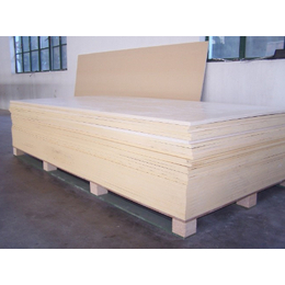 PVC塑料板材生产线75kw-PVC塑料板材生产线-新锐塑机