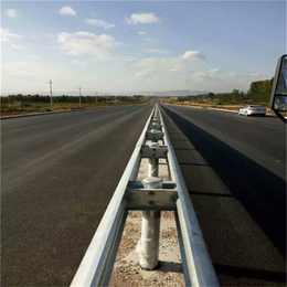 高速公路护栏板厂家-鹰潭公路护栏板-双波公路护栏板厂家