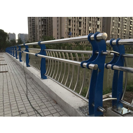 山东神龙金属桥梁栏杆-郑州桥梁灯光护栏供应-郑州桥梁灯光护栏