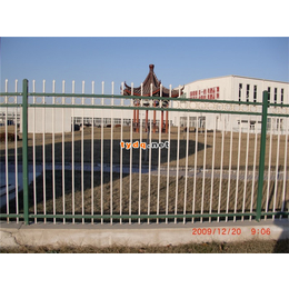 鸡西锌钢护栏-名梭-锌钢护栏生产