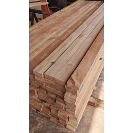 晟荣木材建筑方木-泰安辐射松方木-辐射松方木规格尺寸