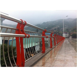 山东飞龙桥梁护栏厂(多图)-不锈钢复合管桥梁护栏