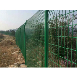 铁丝围墙护栏网价格-新余围墙护栏网-光伏电站护栏网