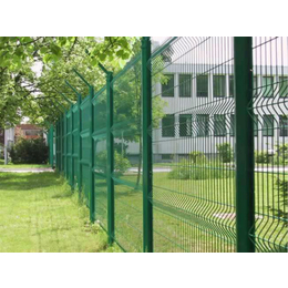 圈地护栏网生产厂家-柳州圈地护栏网-铁丝网围栏(多图)